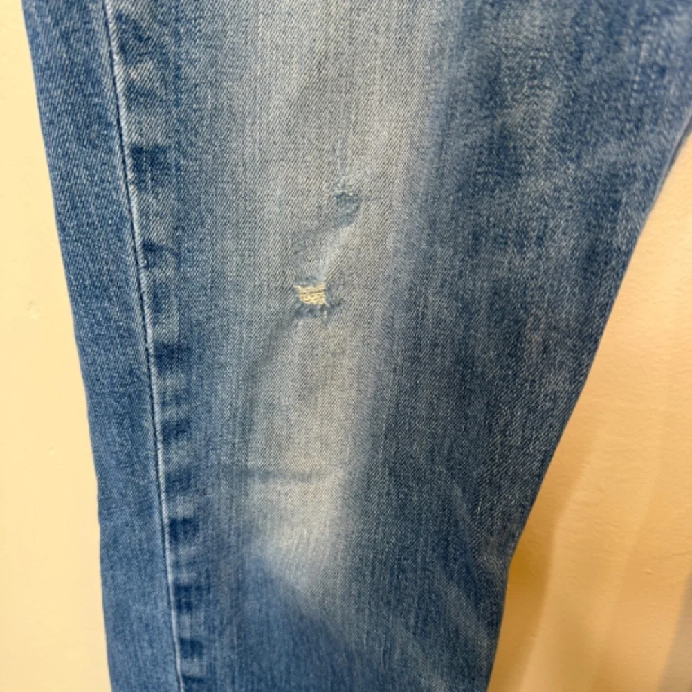 Levi’s 511 Perfect Medium Wash Thrashed Distressed High Rise Slim Tapered Jeans